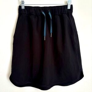 Lululemon On The Fly Travel Woven Wrinkle Free Packable Black Skirt Sz 6